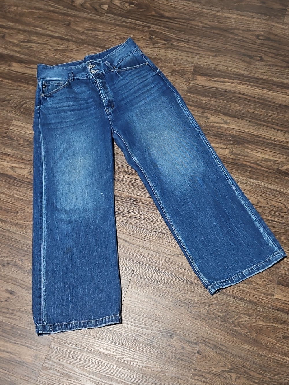KanCan Women's Extra High Rise Wide Leg Jeans, button fly, Size 13/30